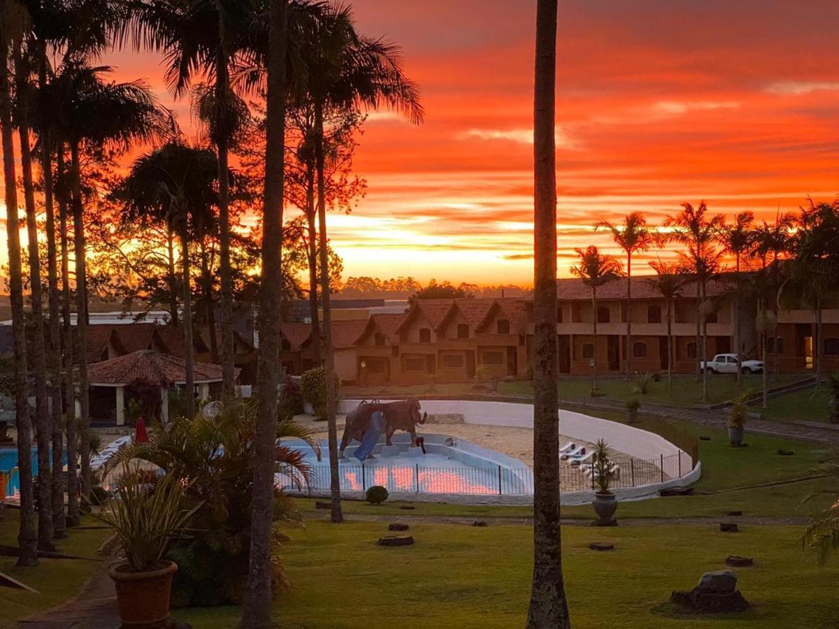 Eduardos Park Hotel Cotia  Dış mekan fotoğraf